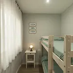 Apartament Lets Holidays Pool Near 3