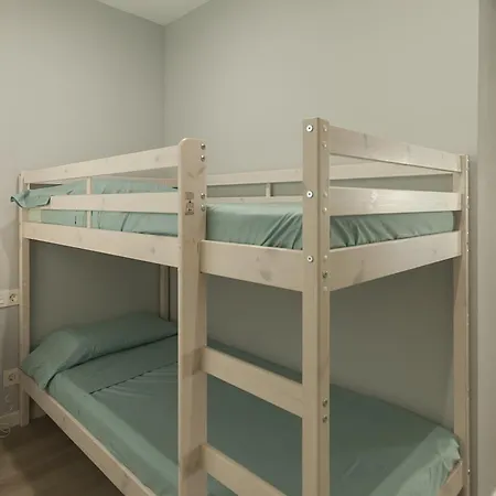 Apartman Lets Holidays Pool Near 3